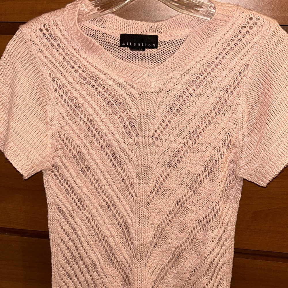 attention Knitted Short Sleeve V Neck Lightweight Sweater Size M